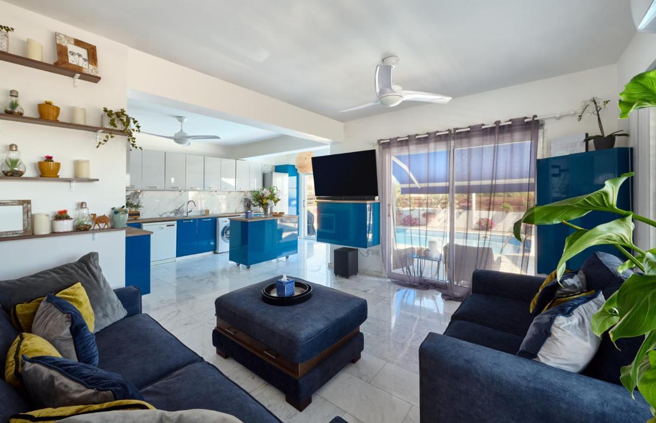 Villanelle Bed & Breakfast Welcomes Dog Lovers Only Tala Bagian luar foto