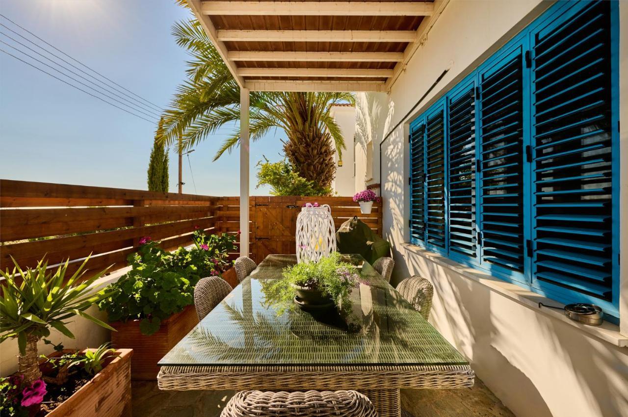 Villanelle Bed & Breakfast Welcomes Dog Lovers Only Tala Bagian luar foto